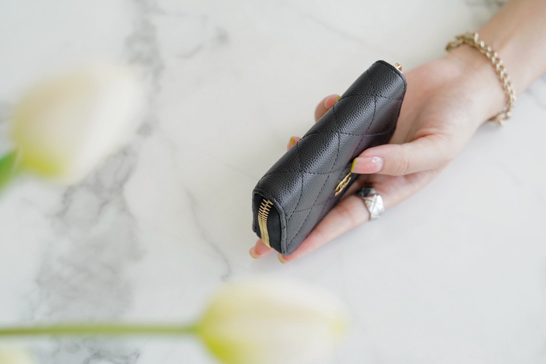 007_928416.jpg