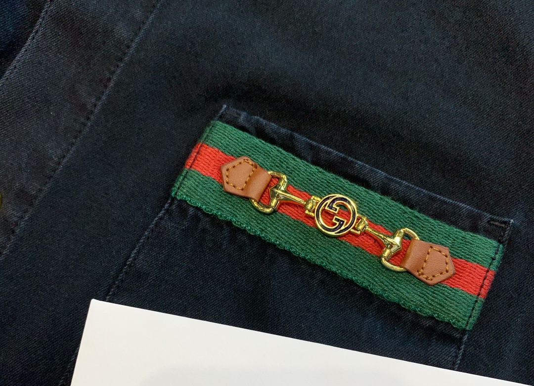 007_1f1570.jpg