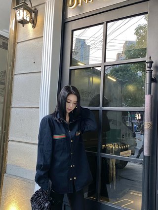 016_f04911.jpg
