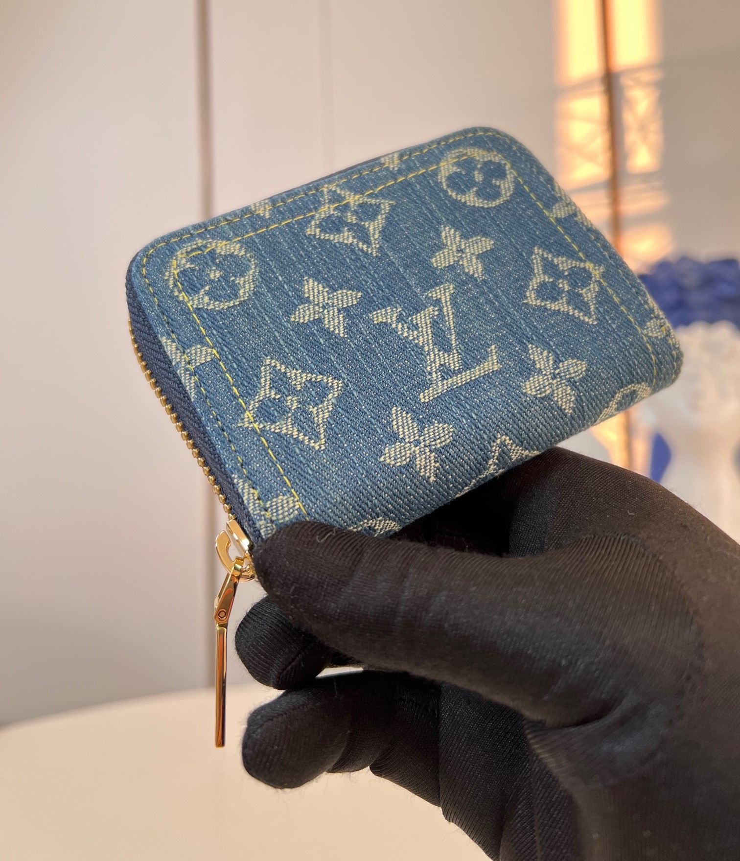 006_127856.jpg