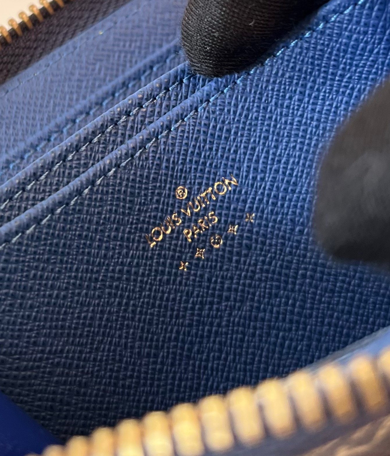 011_6c569b.jpg