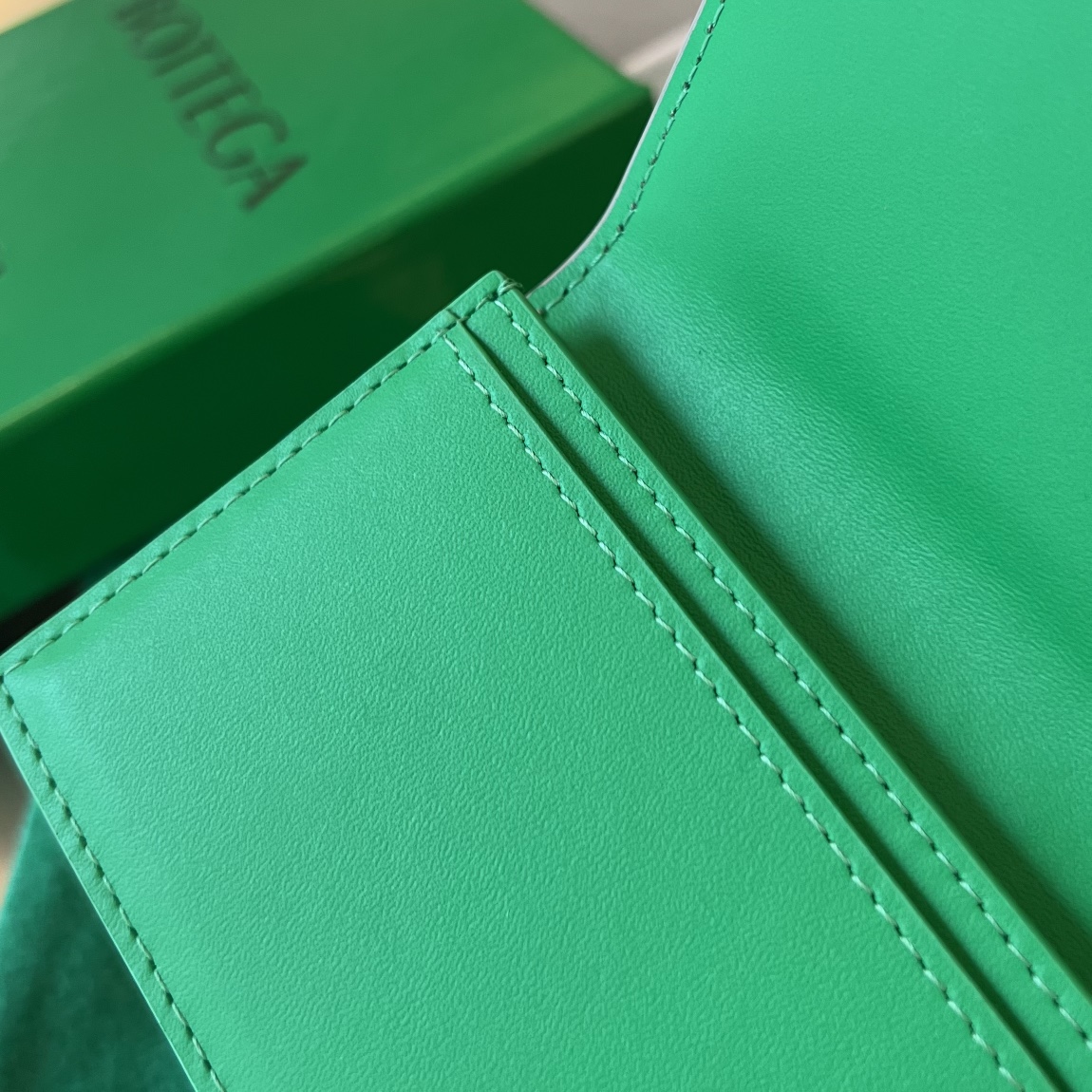 005_5cd335.jpg