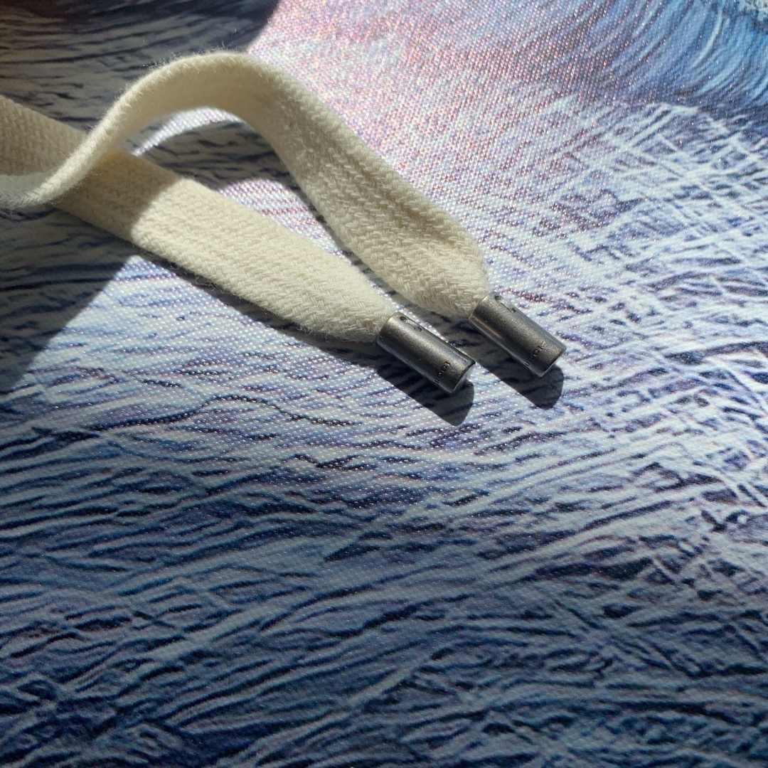 012_01323a.jpg