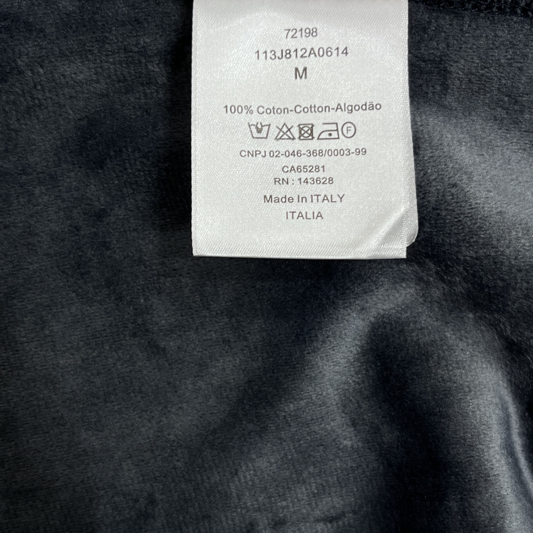 007_0d616f.jpg