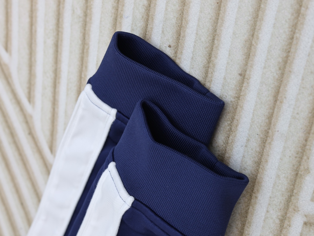 012_662f48.jpg