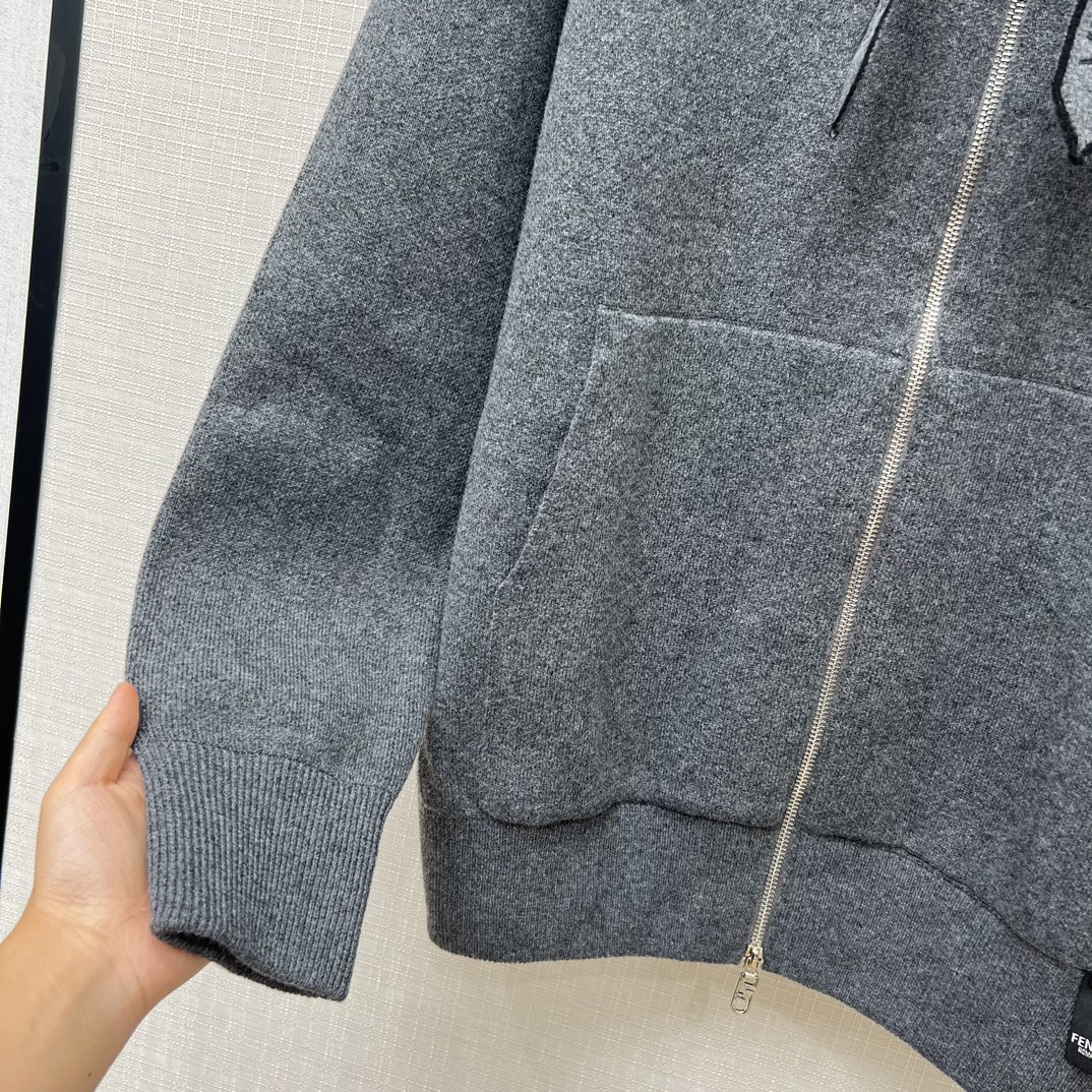 009_b2711e.jpg