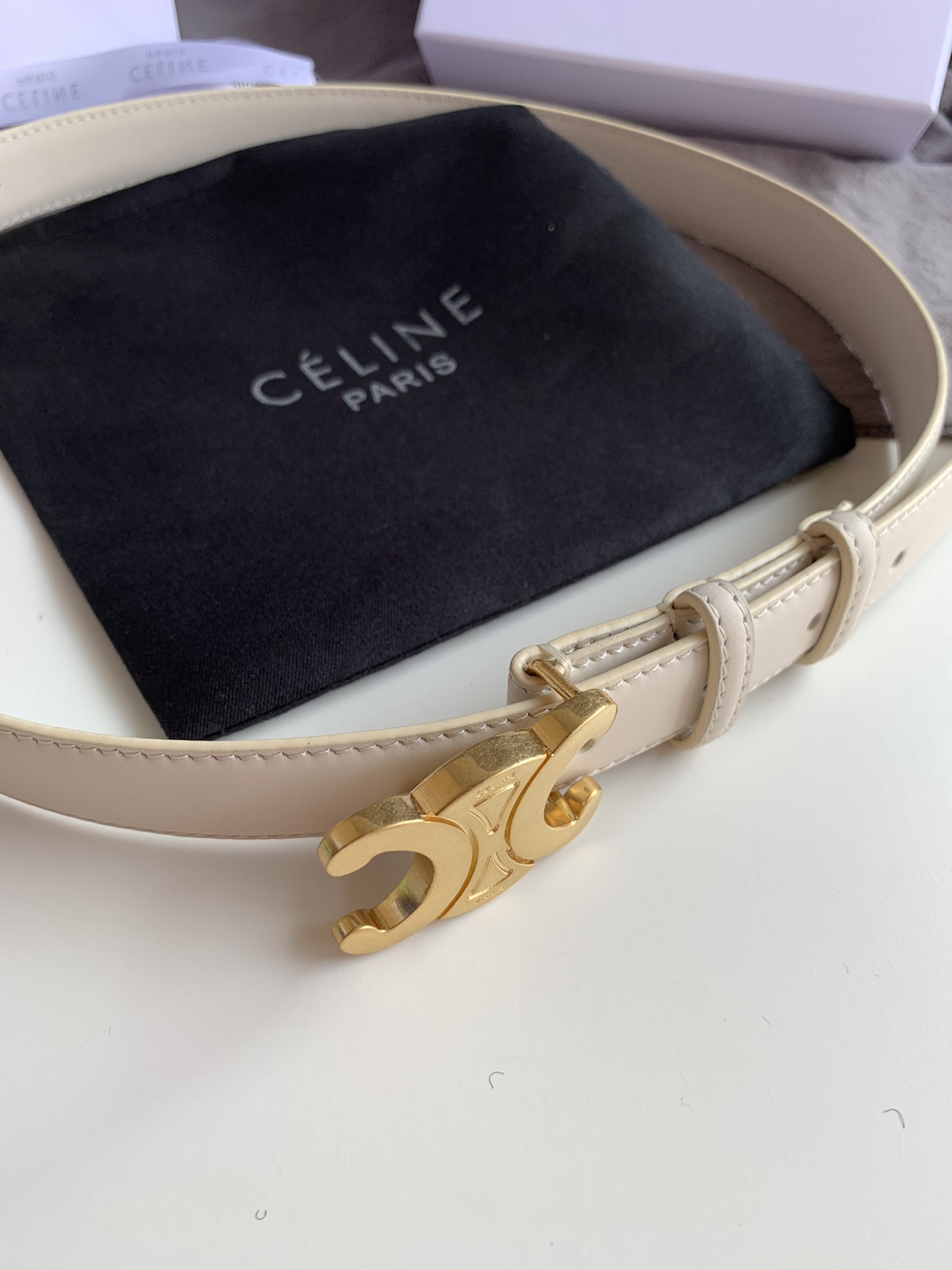 003_c28b19.jpg