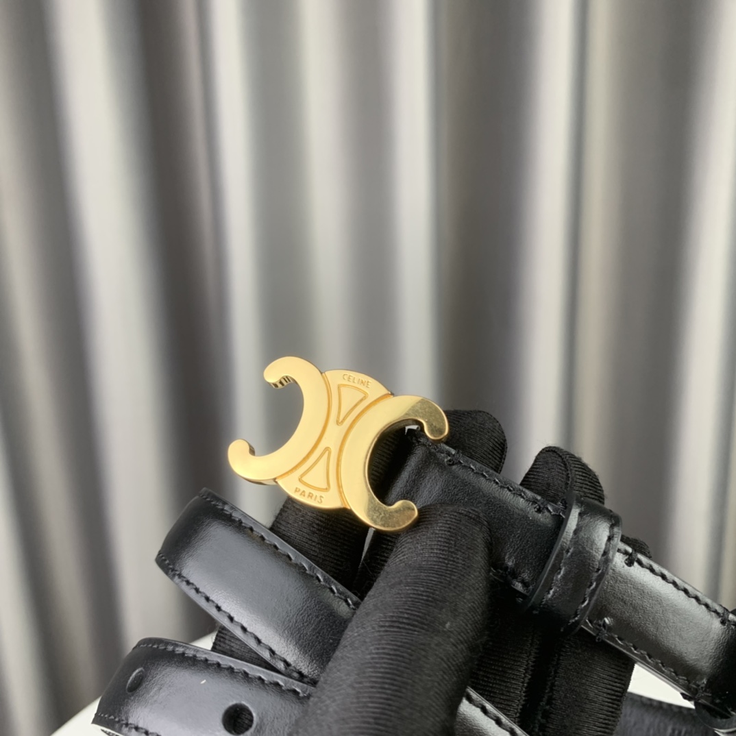 셀린느 스몰 트리옹프 벨트 블랙 18mm
