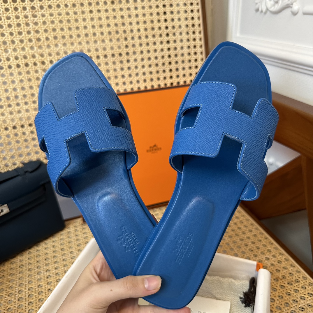 003_3d2082.jpg