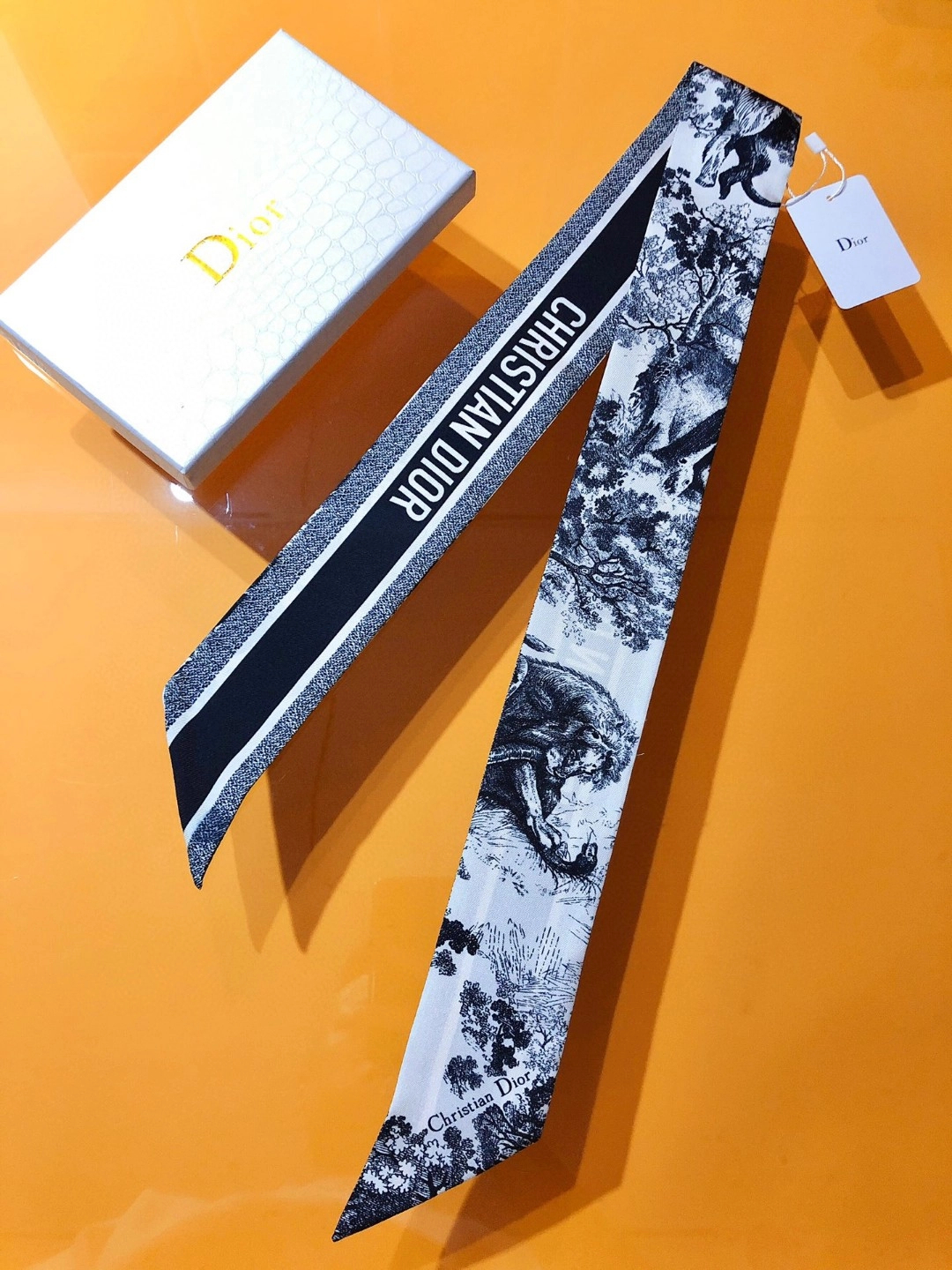 004_588db0.jpg