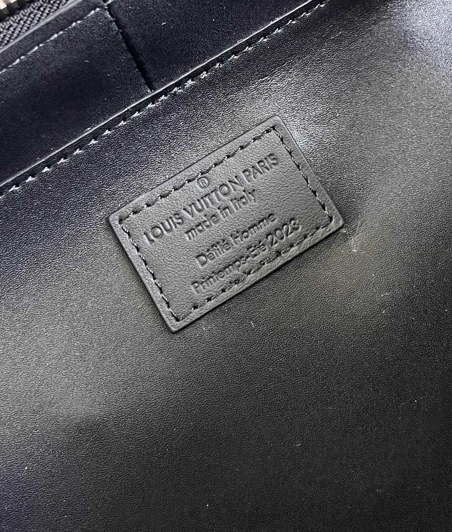 013_969302.jpg
