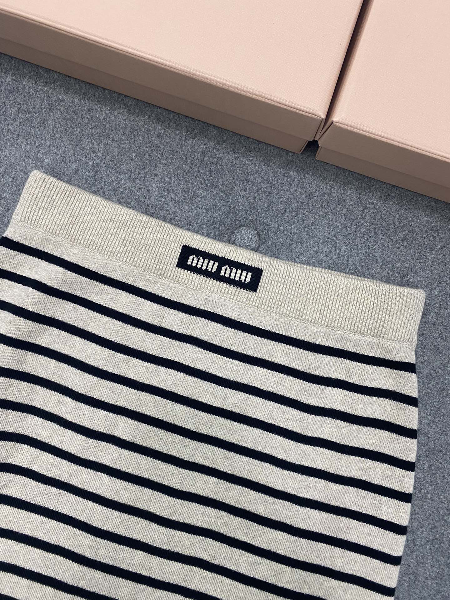 008_725944.jpg