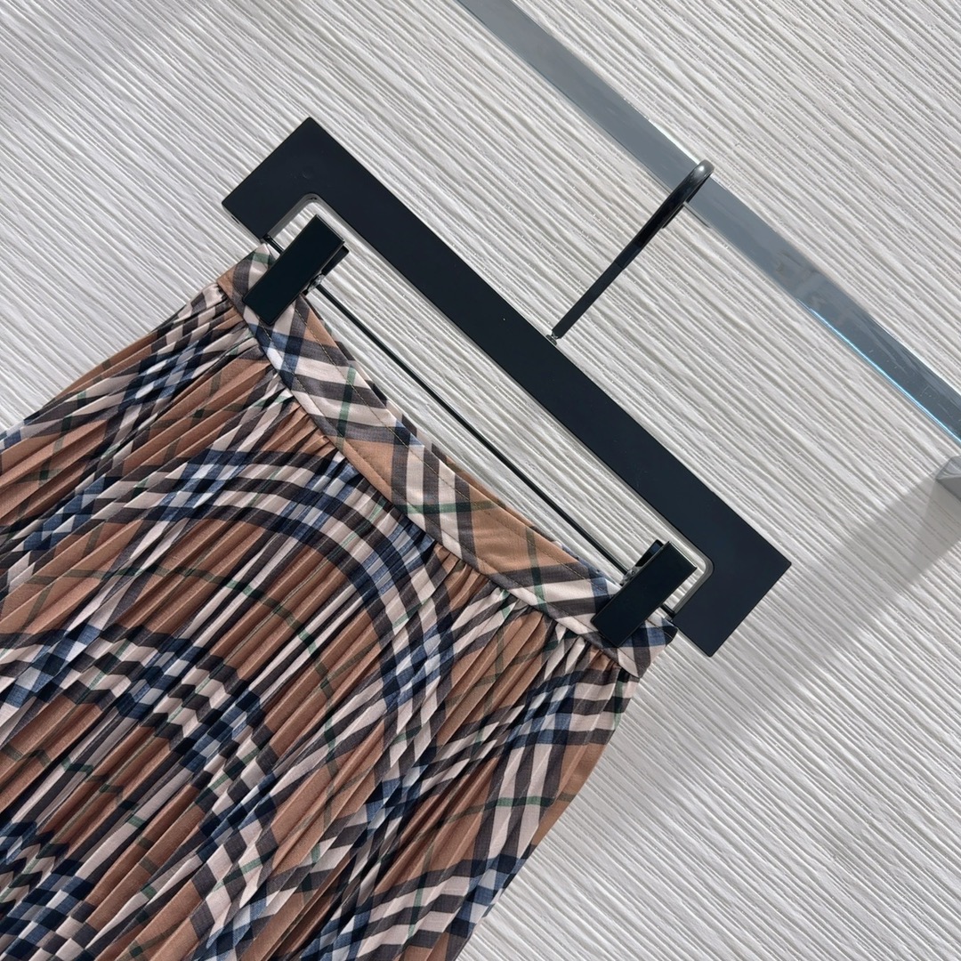 008_a12430.jpg