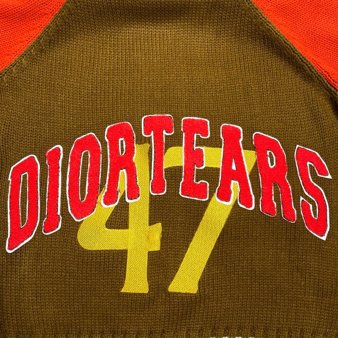 012_d06bee.jpg