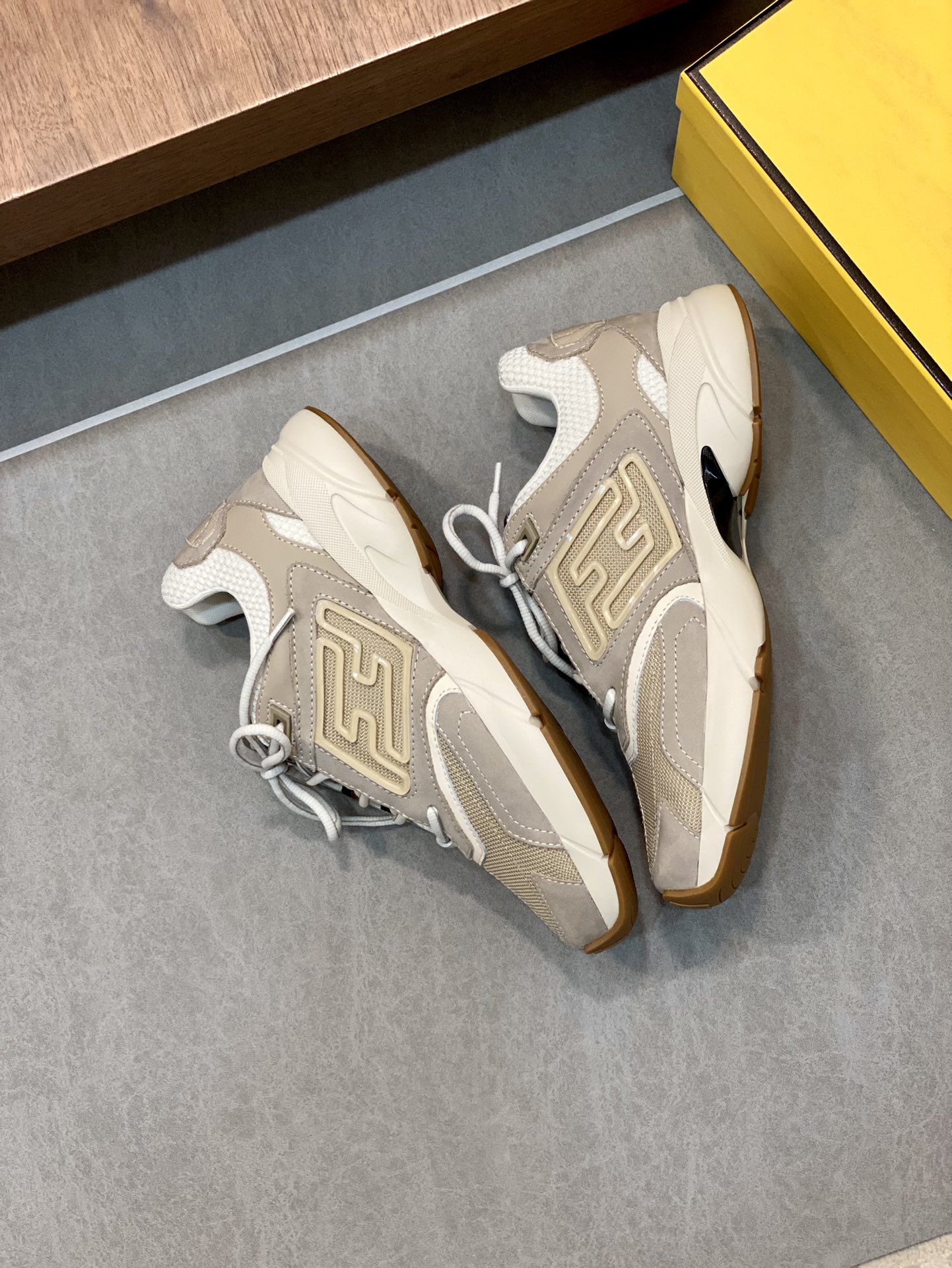 002_40caf0.jpg