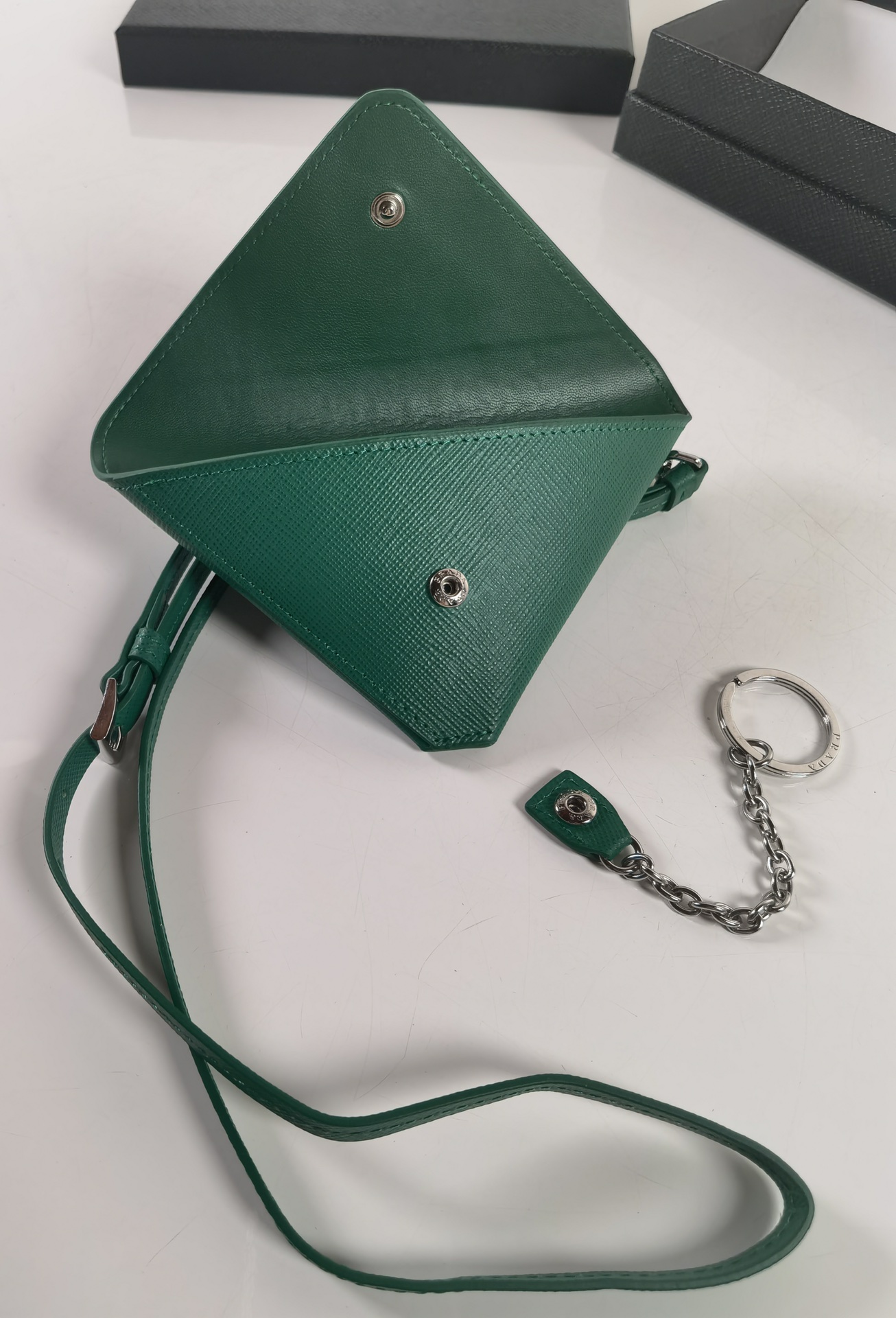 007_a102c0.jpg