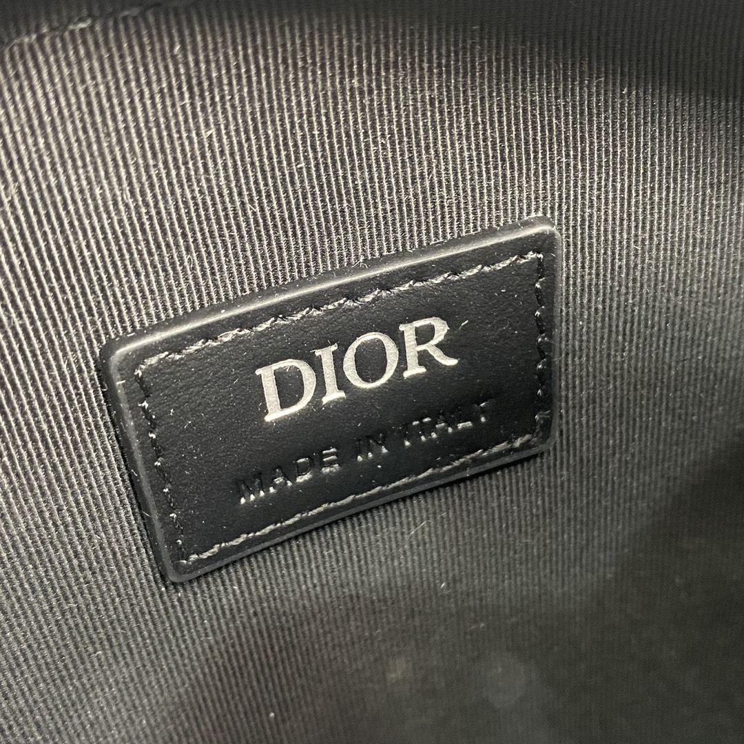 005_86d3df.jpg