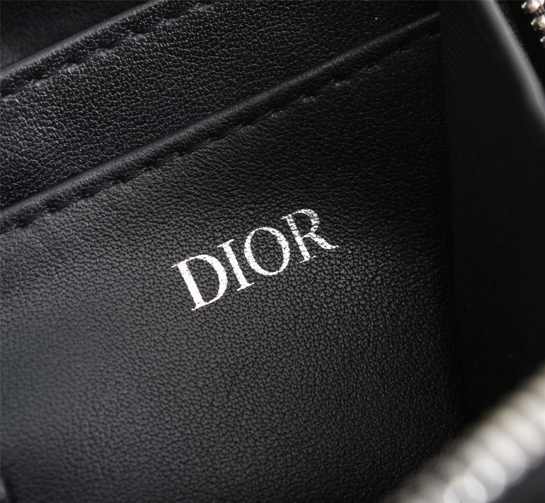 010_d90a70.jpg