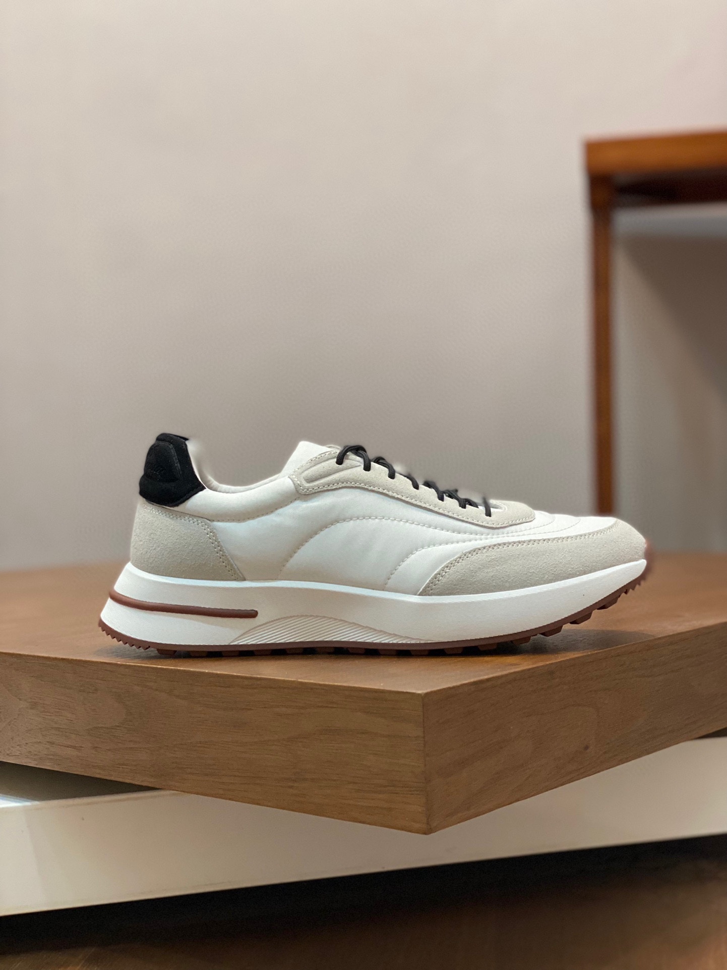 003_8f32f7.jpg