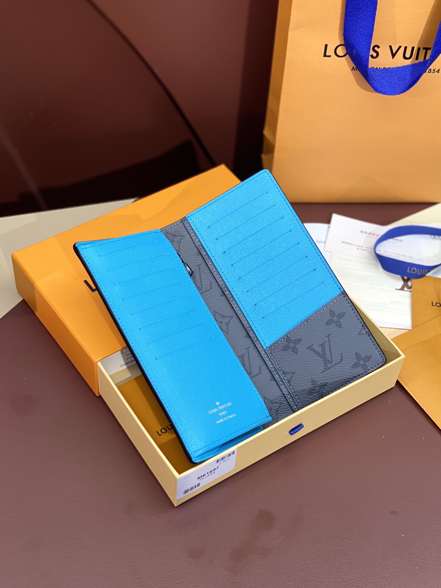 005_e4cdf7.jpg