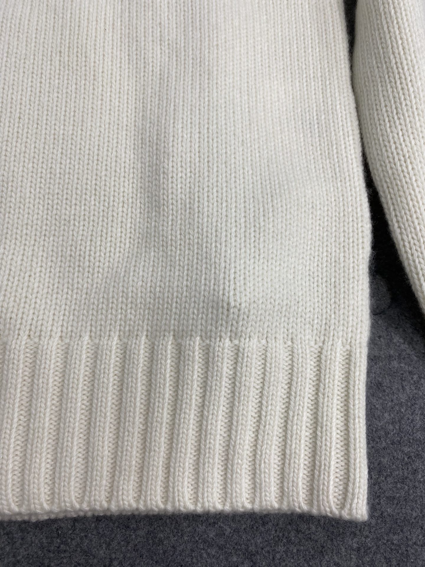 010_cd84e5.jpg