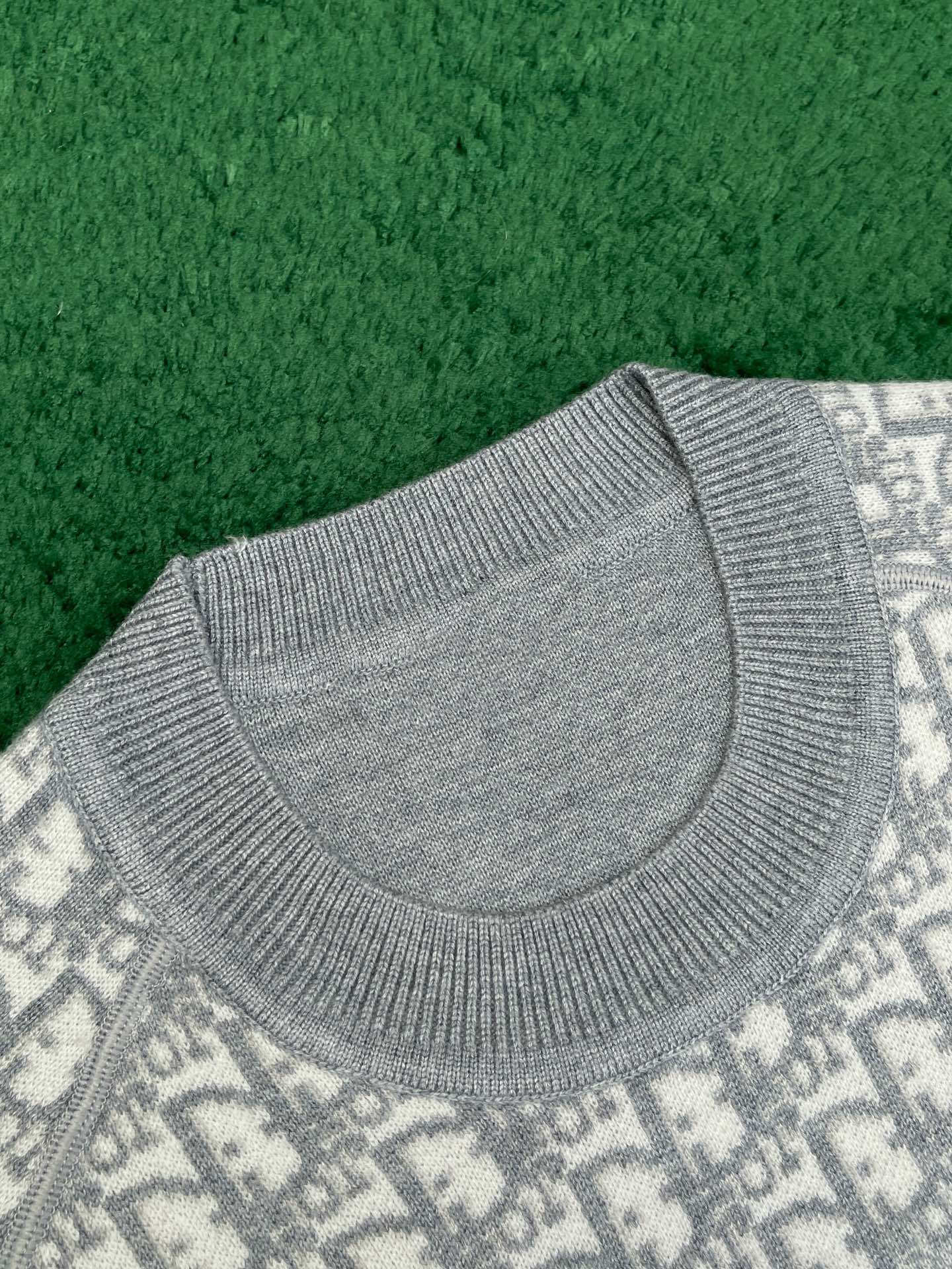 010_e255ef.jpg
