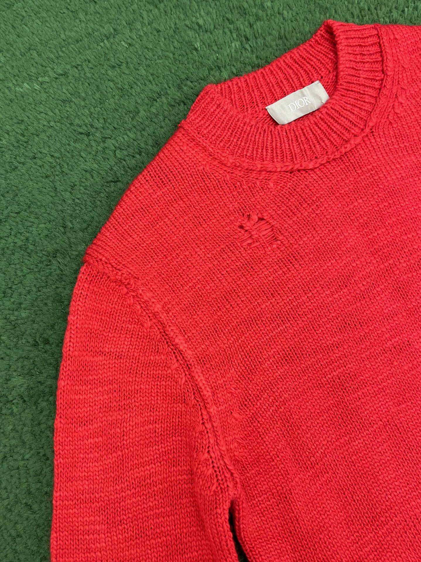005_858492.jpg