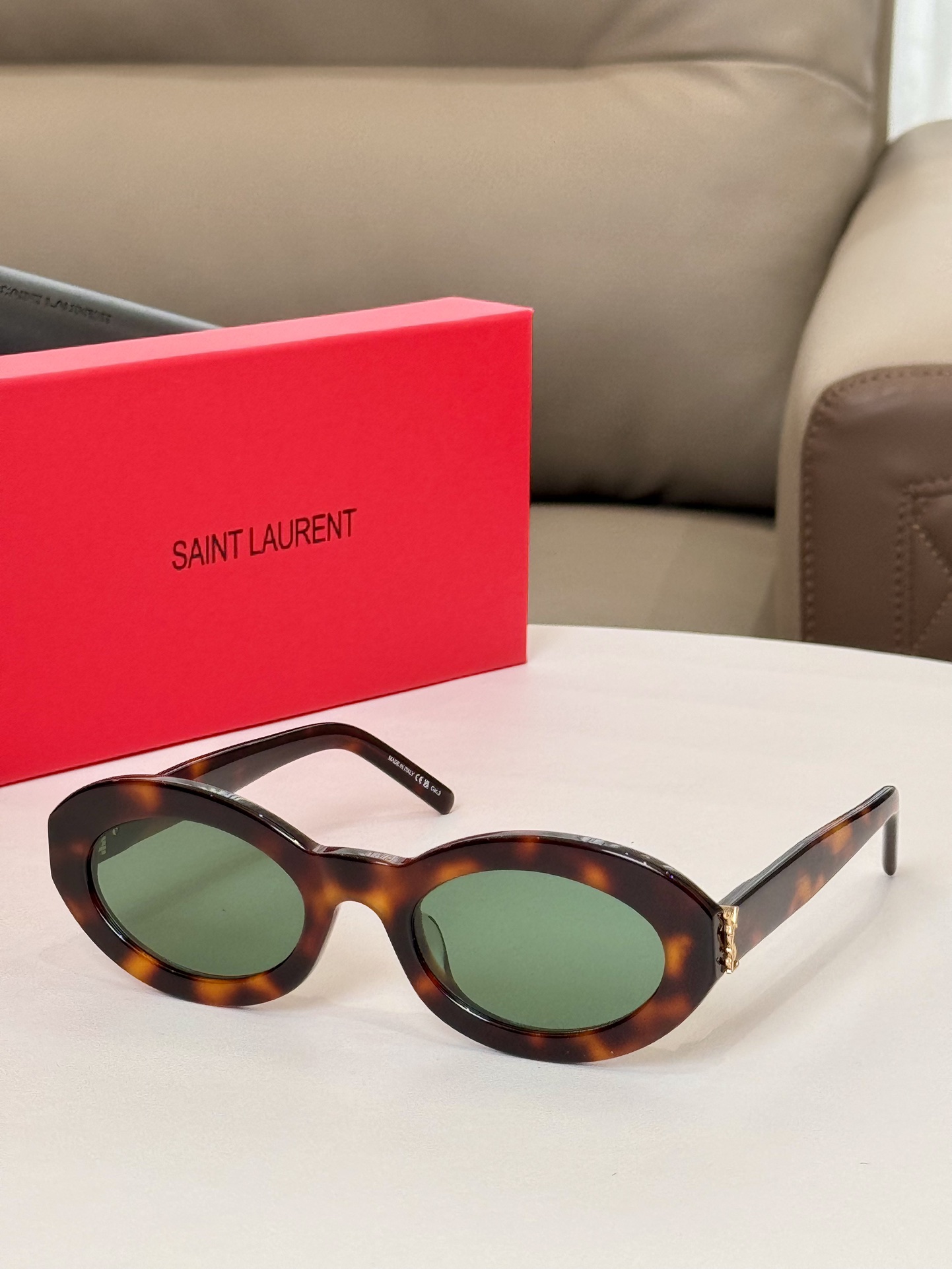 014_db2556.jpg