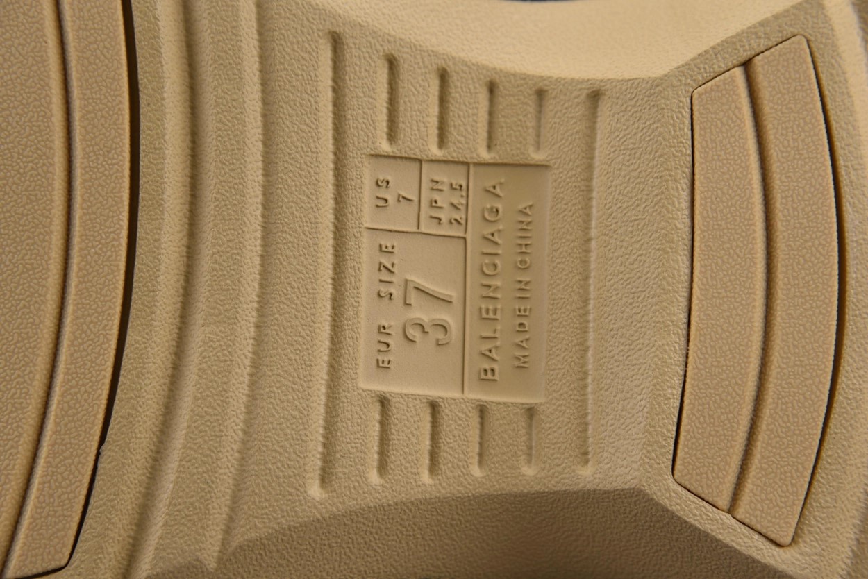 009_e0899b.jpg