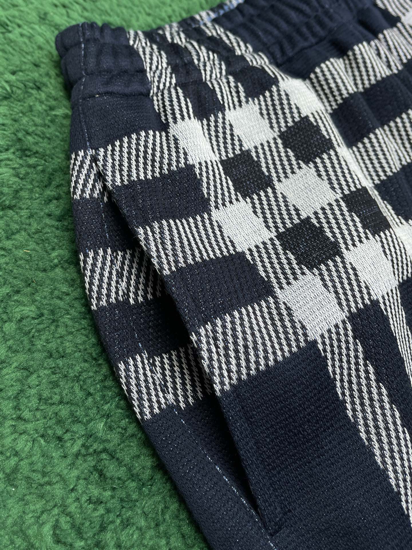 006_a8413e.jpg