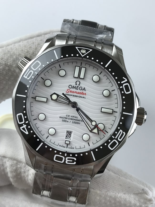 001_742e37.jpg