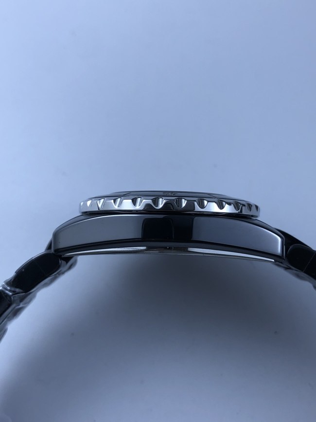 004_e51796.jpg