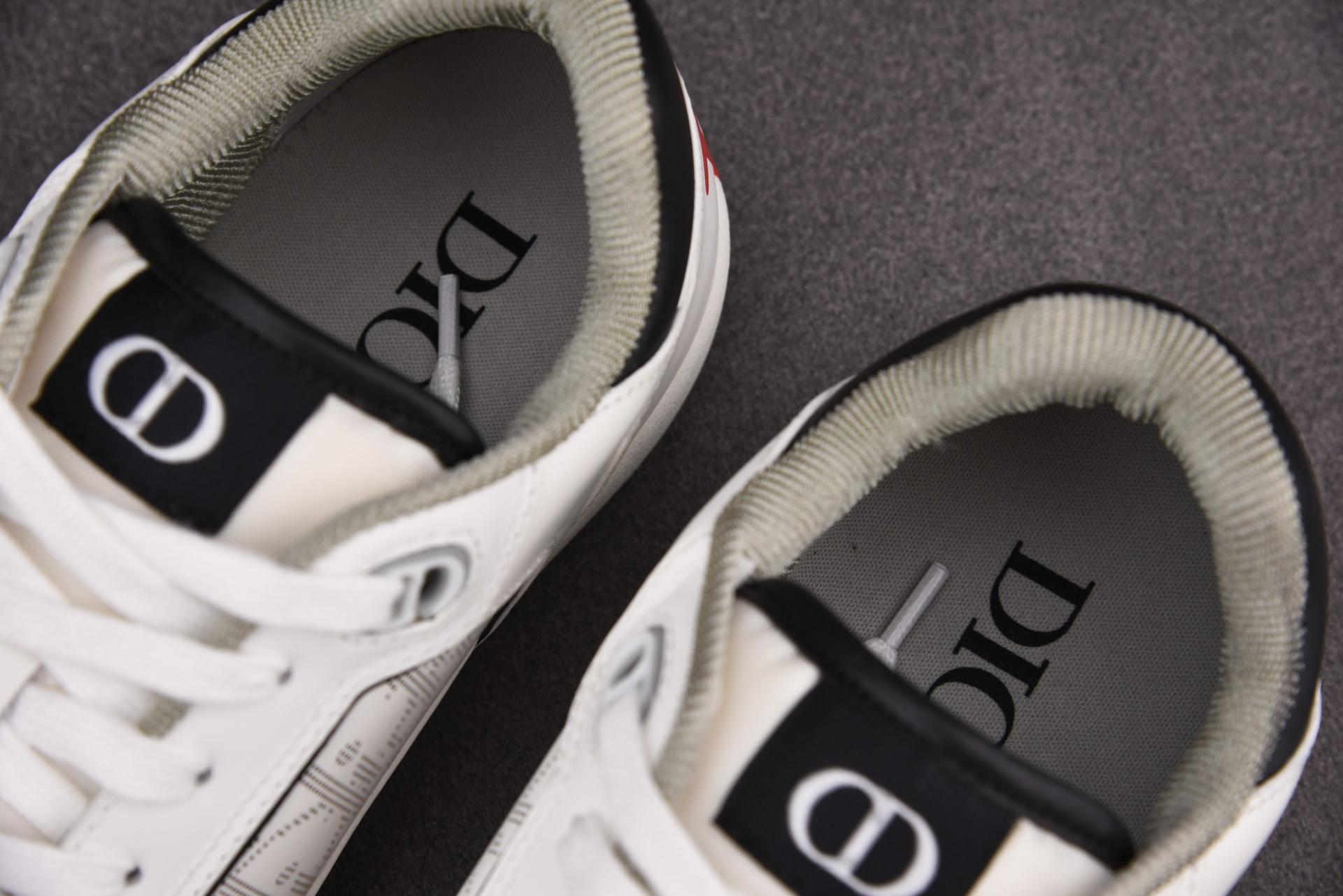 007_b3d7b7.jpg
