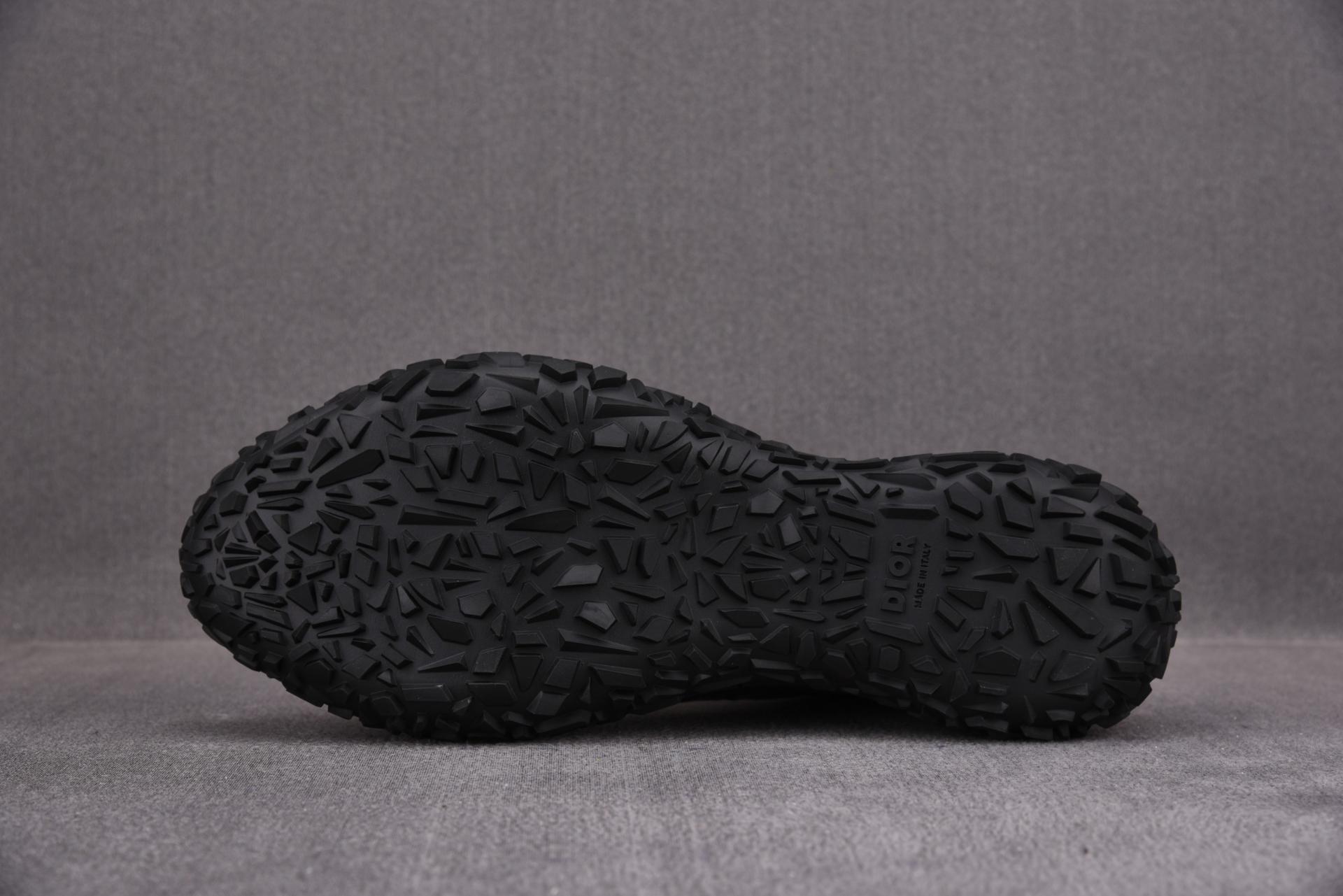 003_d05663.jpg