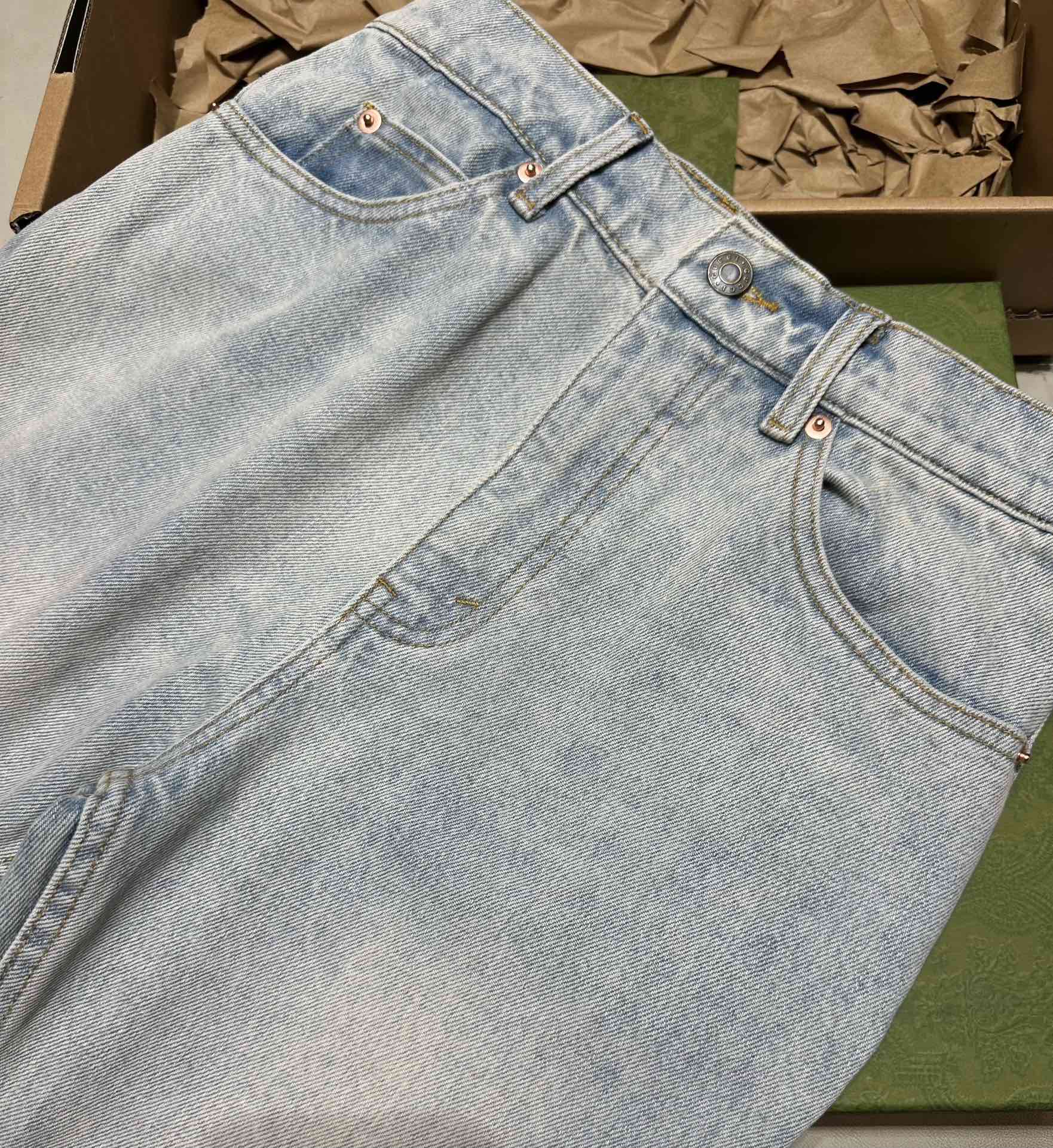 009_ce3180.jpg