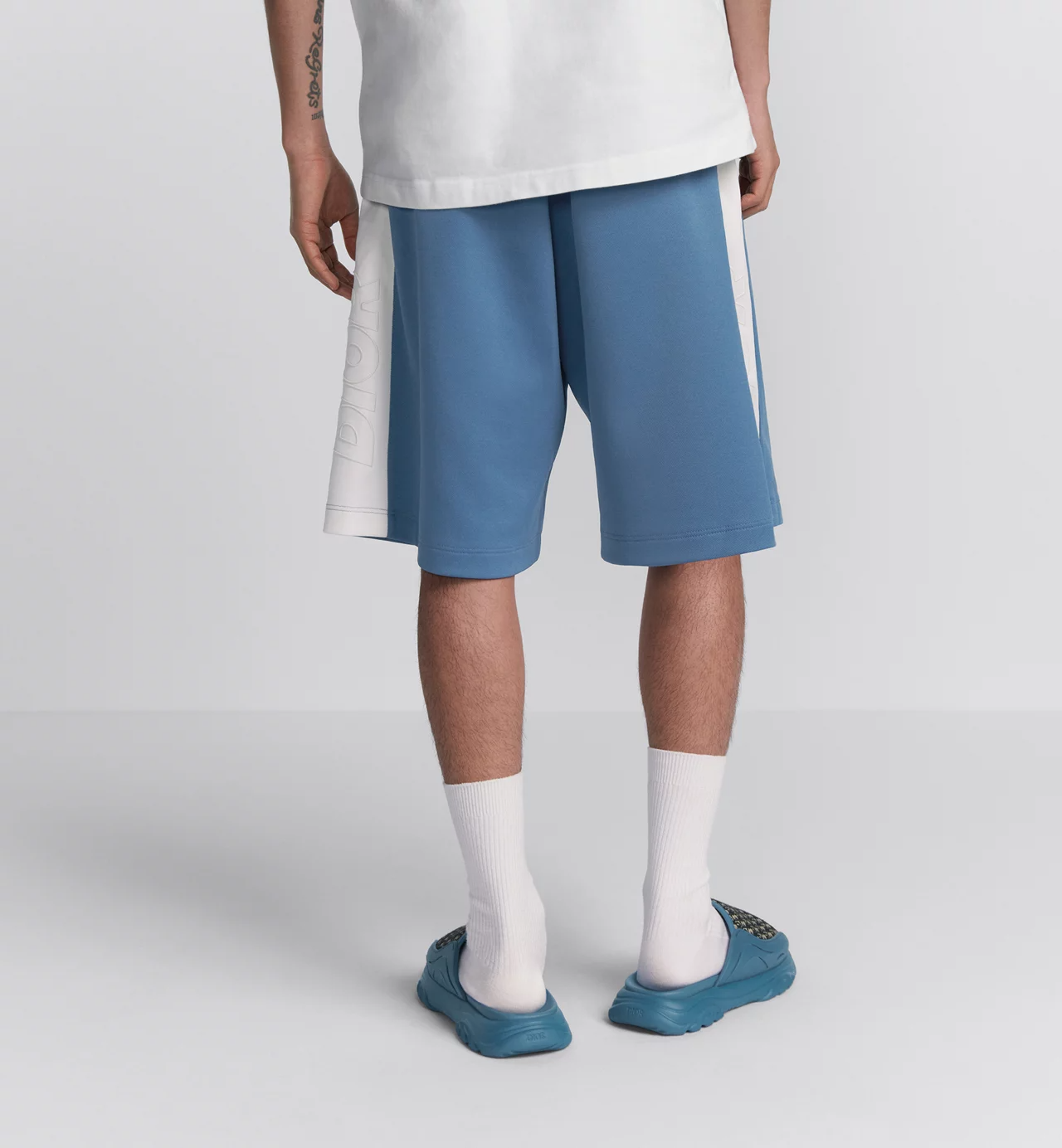 005_e7e128.png