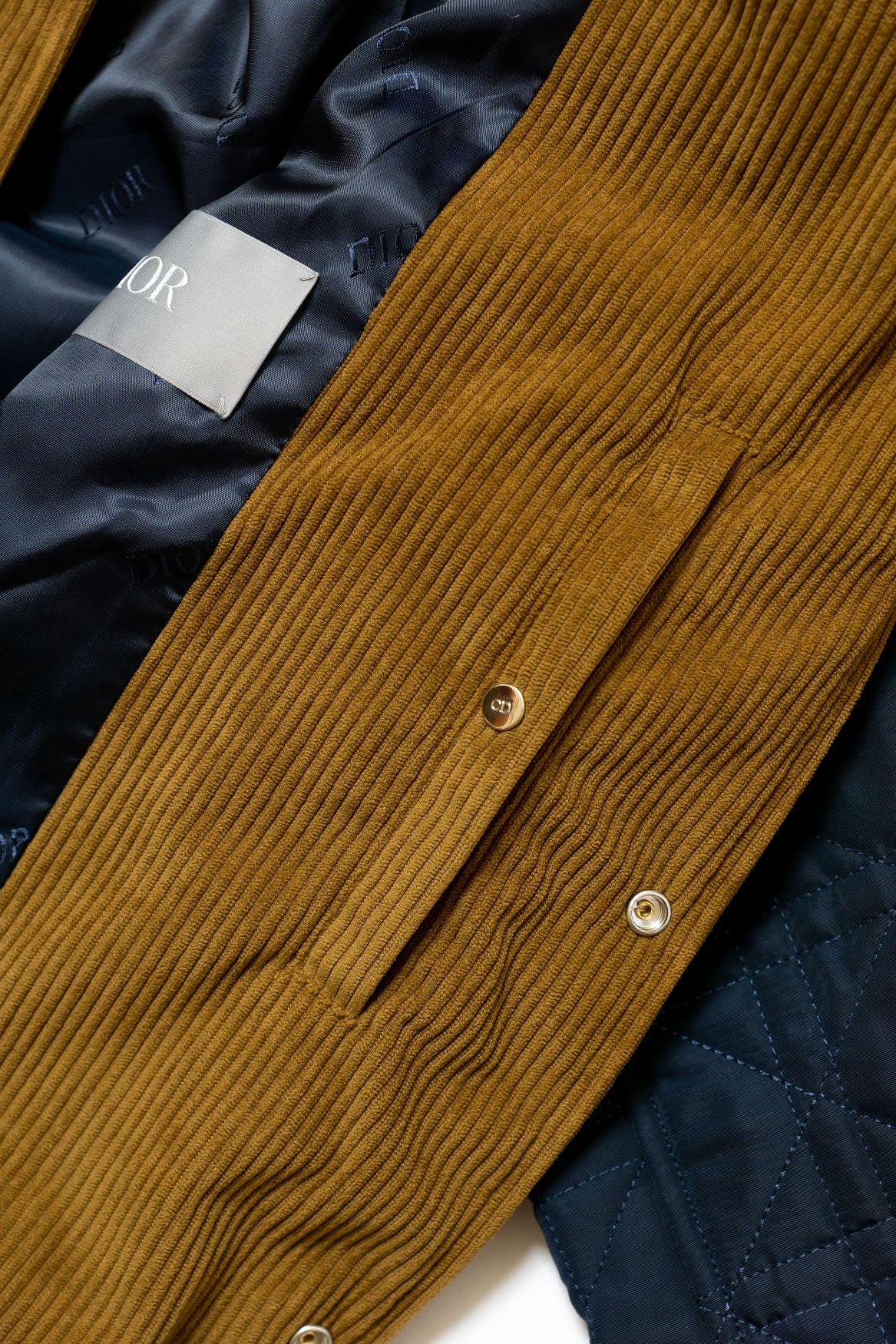 012_630ebb.jpg