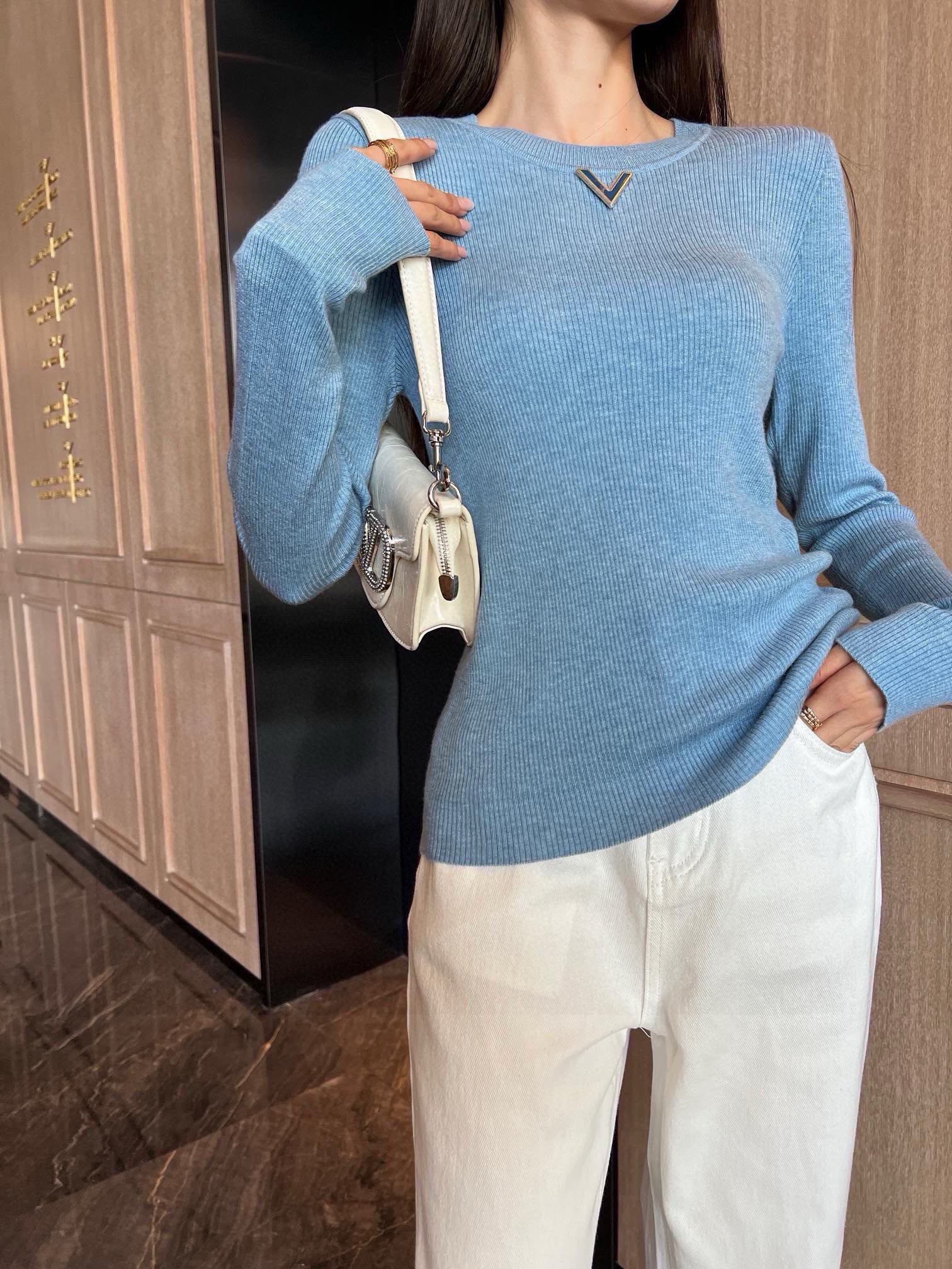 013_f03f4a.jpg