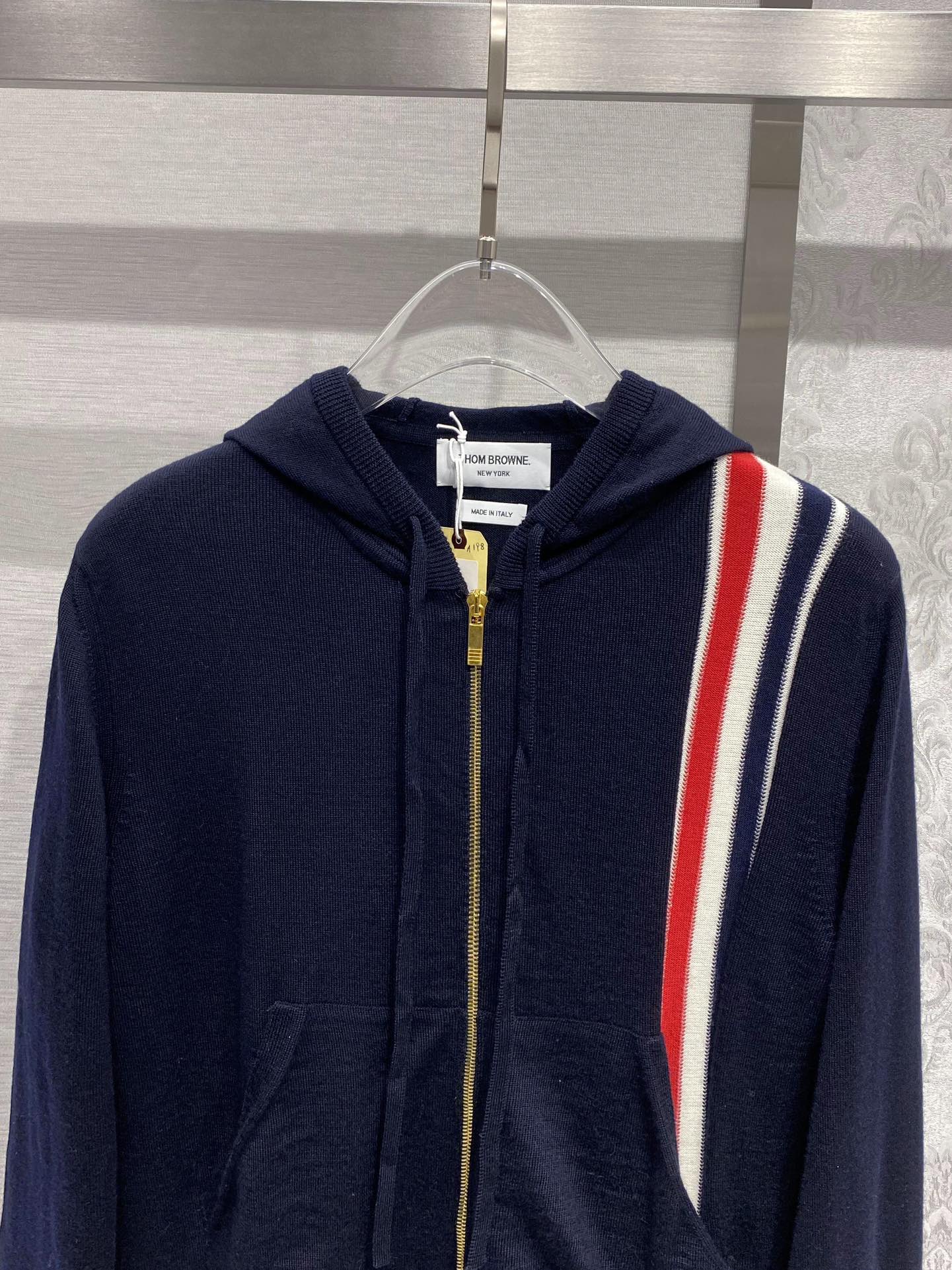 007_9e86a4.jpg