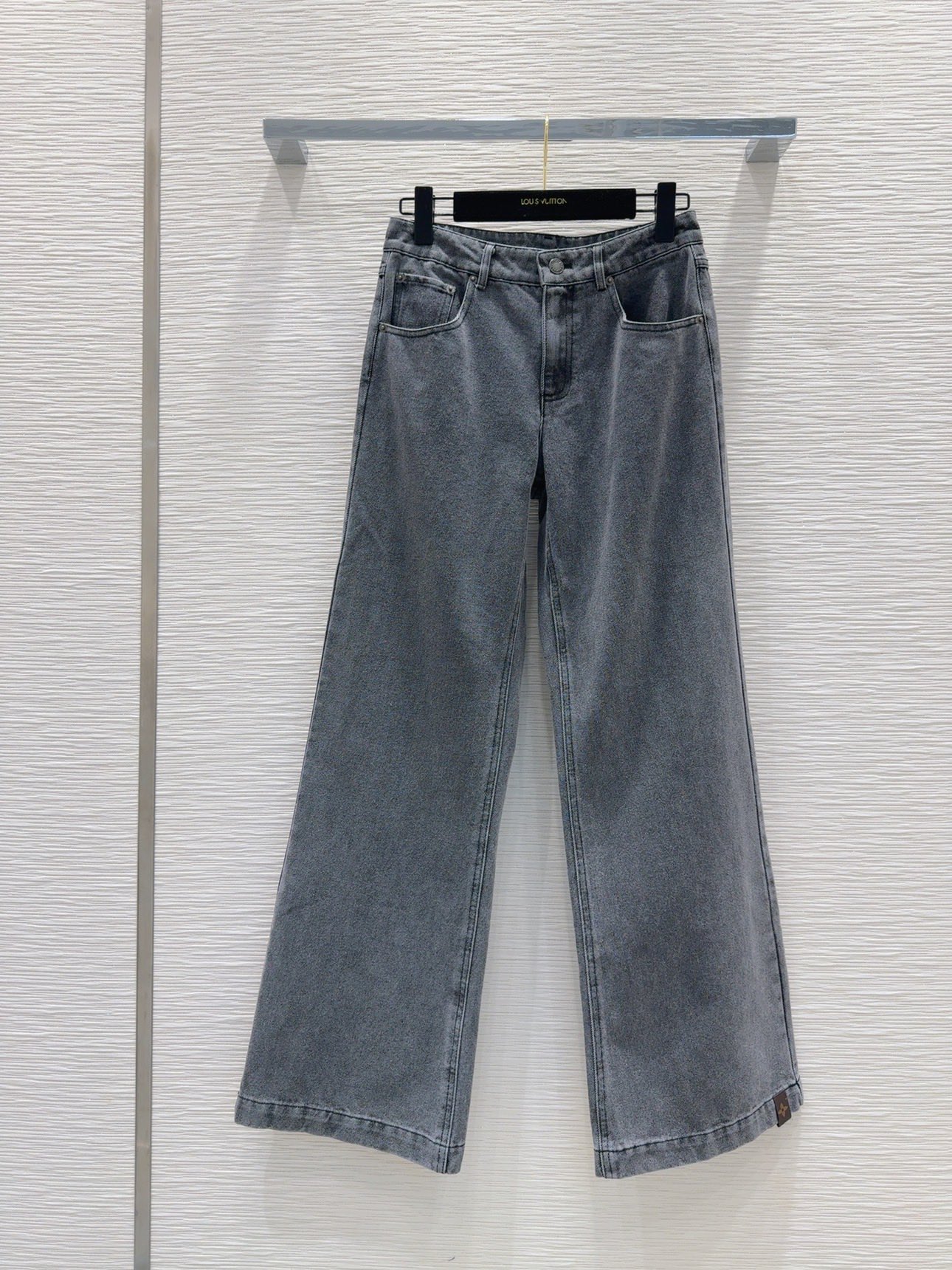 003_cc8910.jpg