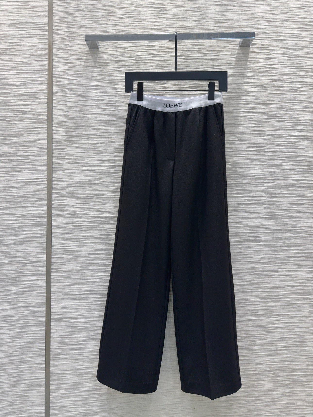 001_d60470.jpg