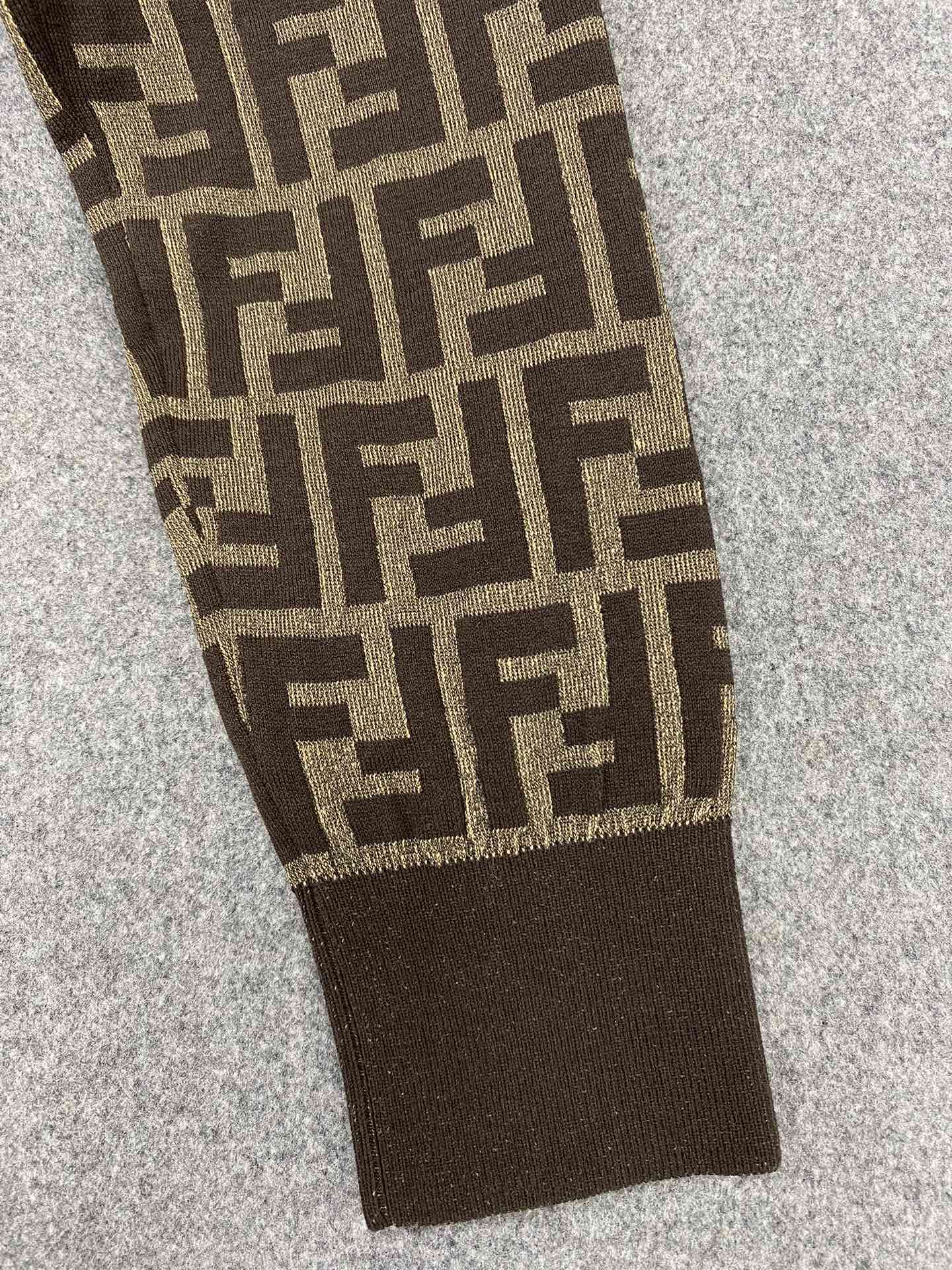 013_fe1048.jpg