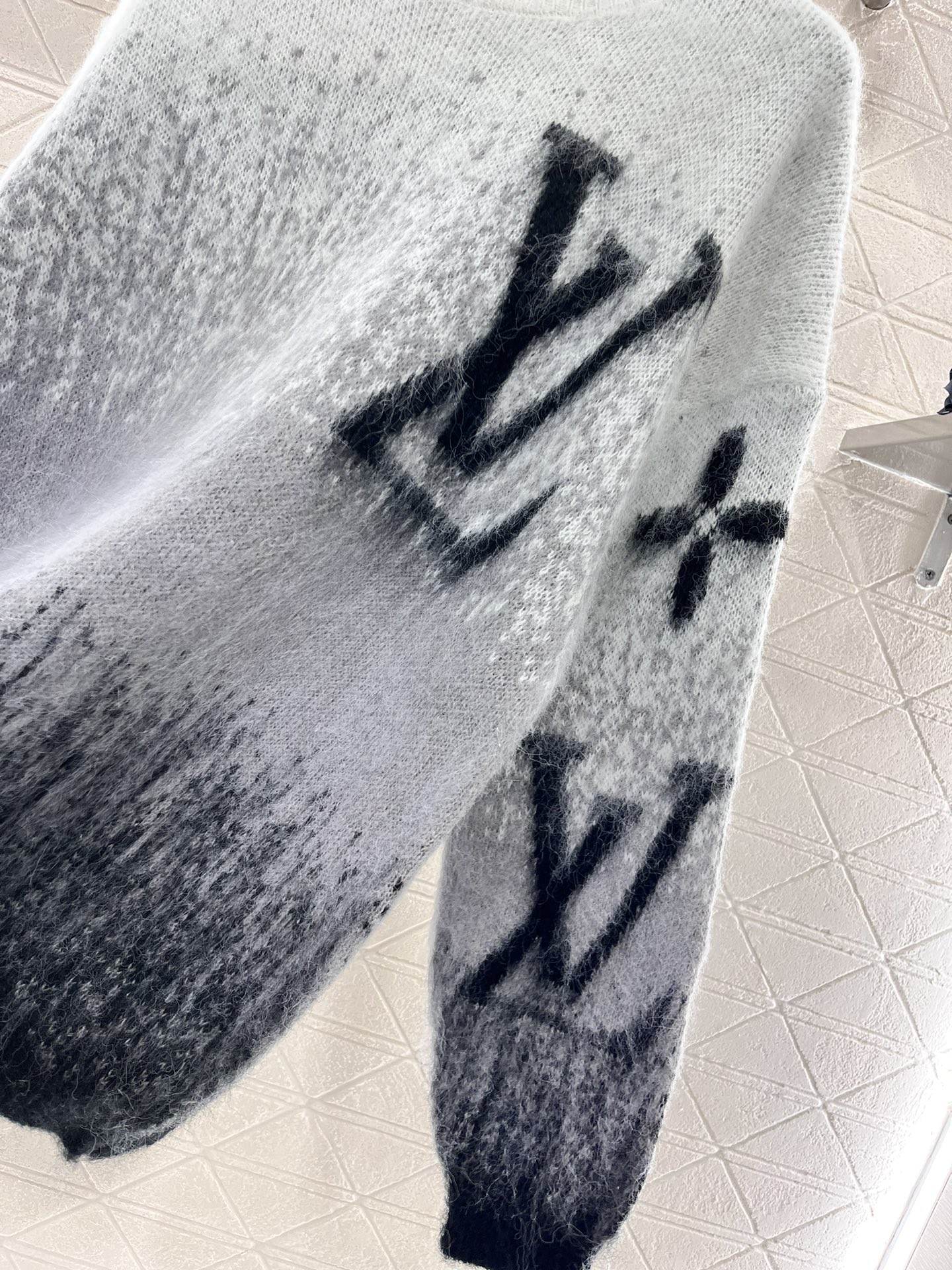 006_152397.jpg