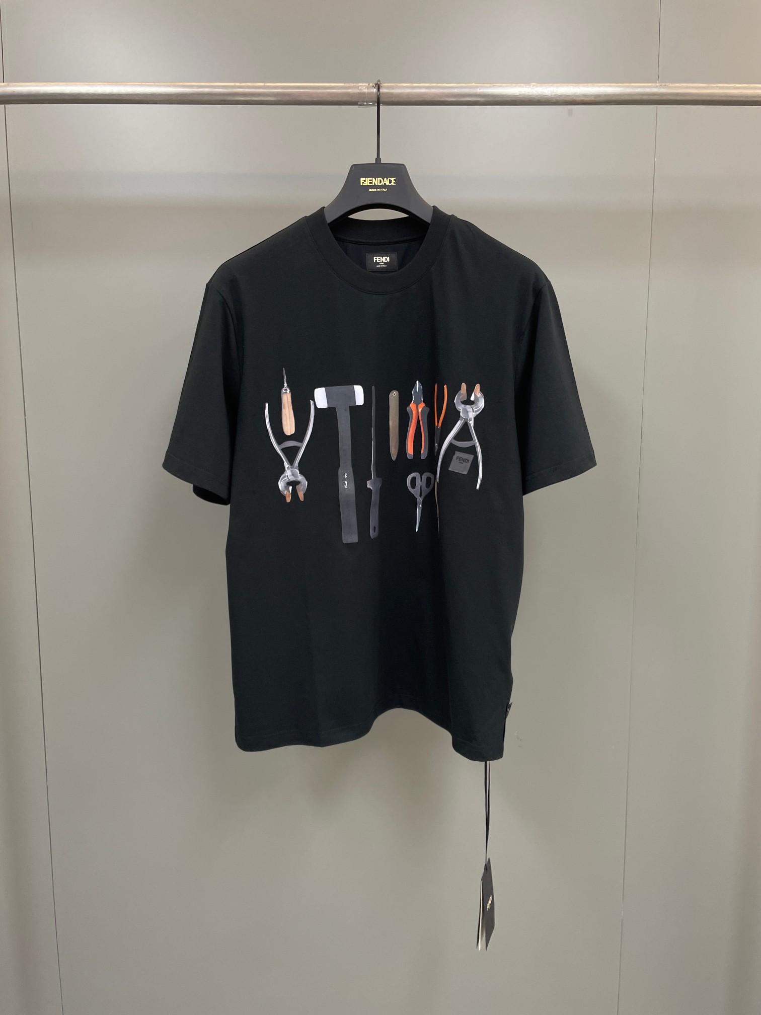 003_a93502.jpg