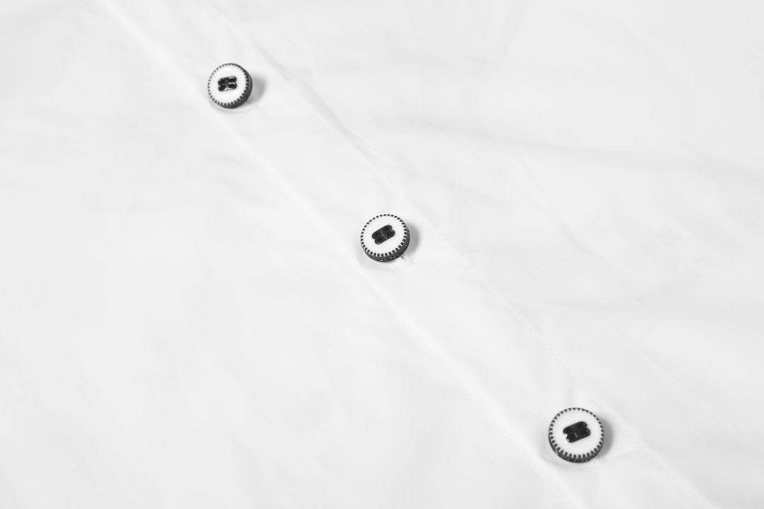 005_942763.jpg