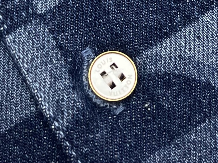 002_7cb3e5.jpg