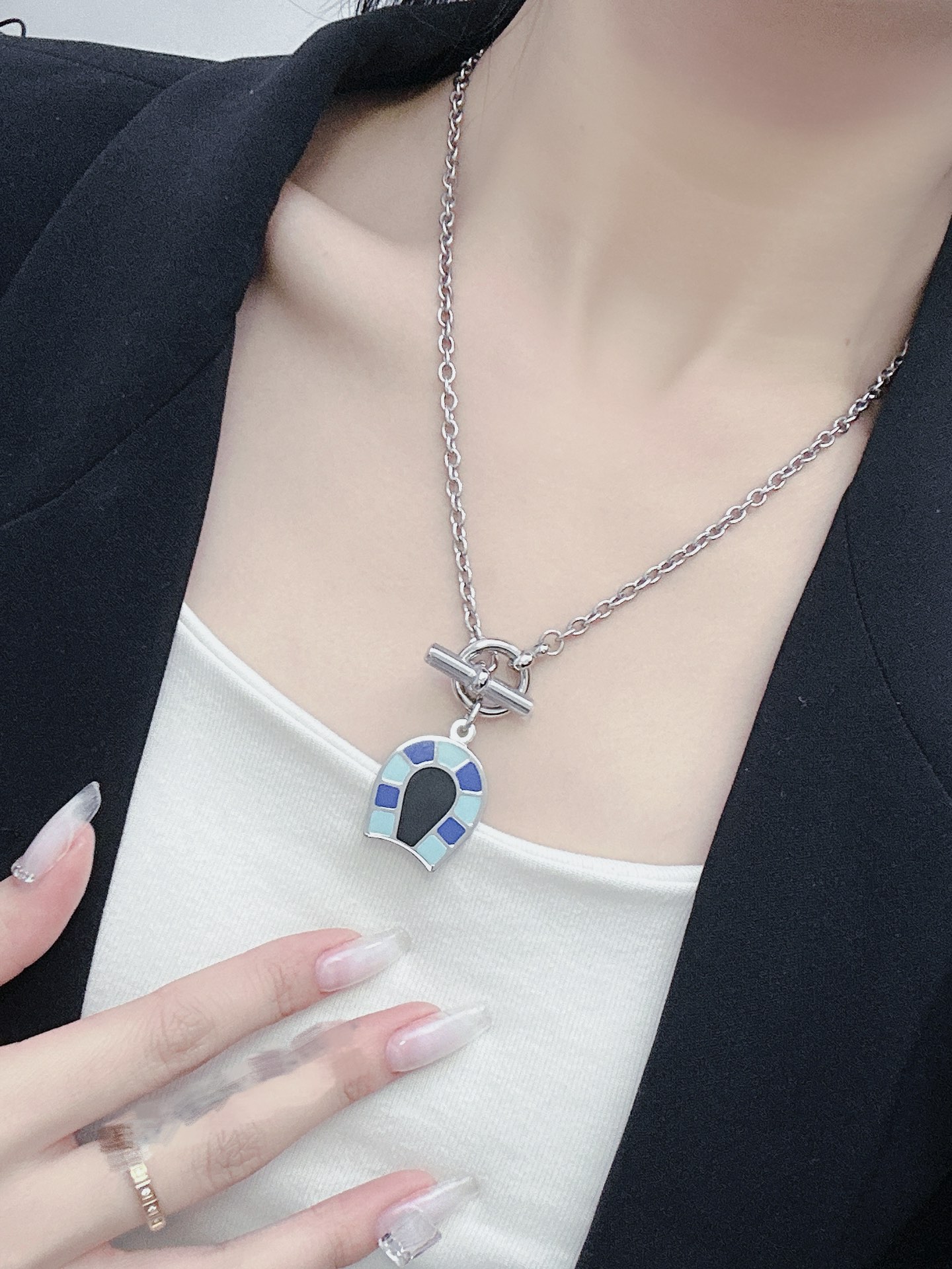 008_32de38.jpg