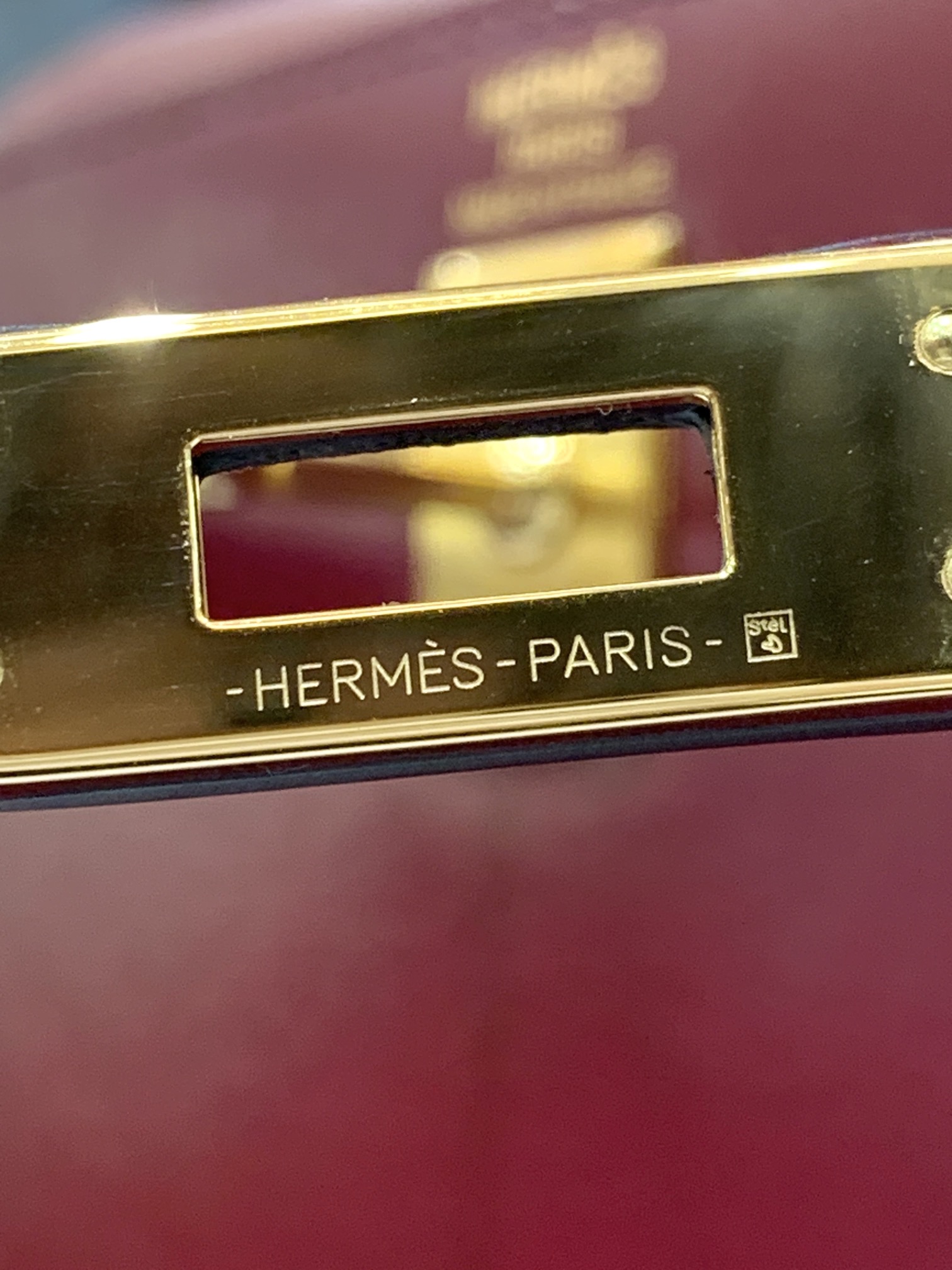 012_7144e0.jpg