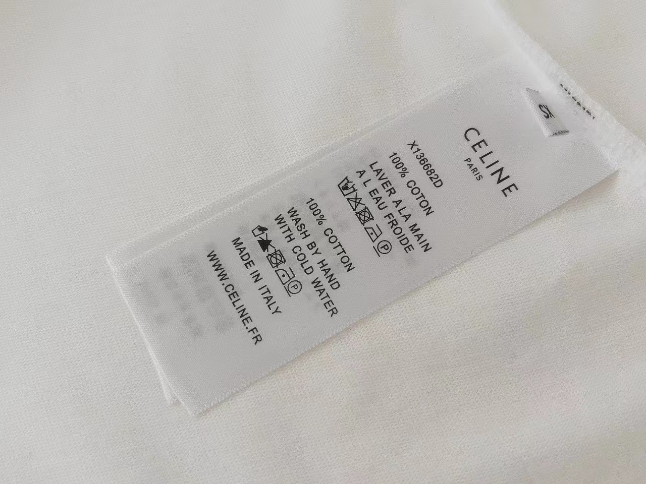 셀린느 파리 저지 루즈 티셔츠 화이트