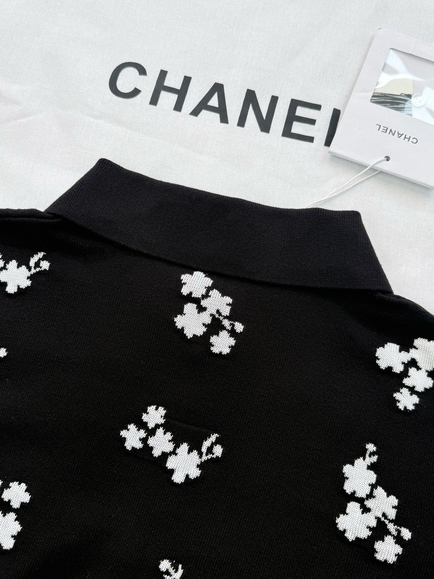 006_552372.jpg